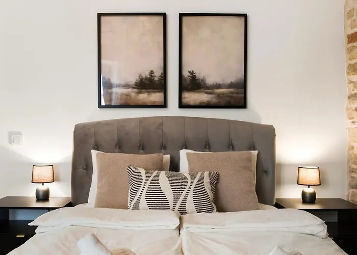 Old Town Design - 3 Min To Christmas Market Appartement *