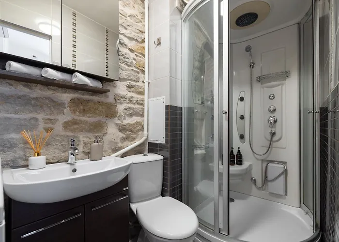 Old Town Design - 3 Min To Christmas Market Appartement